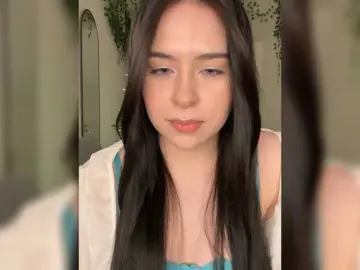 Kssksen  live sex cam