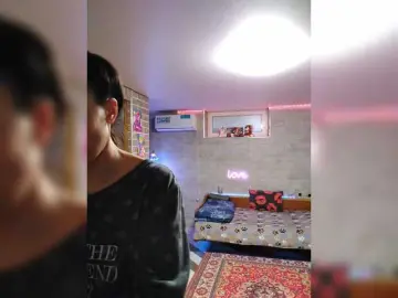 Marina4Love  live sex cam