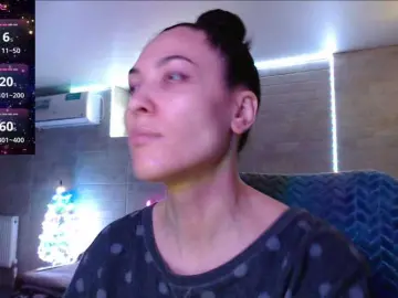 Marina4Love  live sex cam