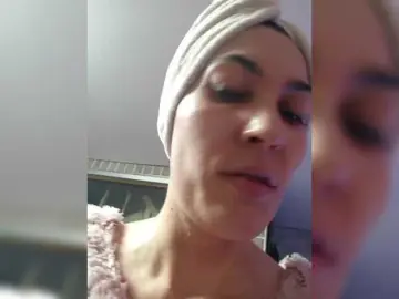 Marina4Love  live sex cam