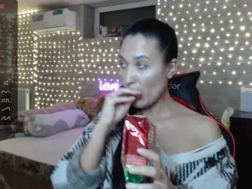 Marina4Love  live sex cam