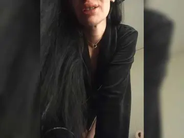 Mikki88K  live sex cam