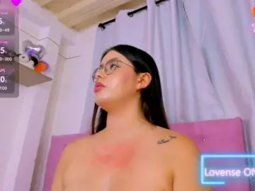 Parisshayk  live sex cam