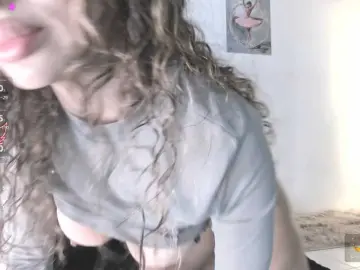 AnnieMiller-  live sex cam