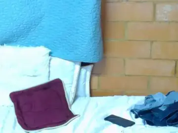 Charlotemple5  live sex cam