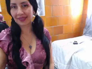 Charlotemple5  live sex cam