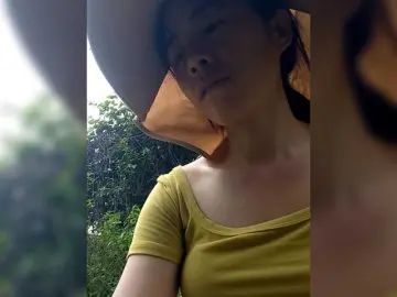 Clover6  live sex cam