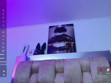 DakotaRobbins  live sex cam