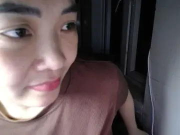 Hana112  live sex cam