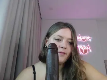 Krispyshot  live sex cam