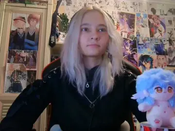 LoiseOvington  live sex cam