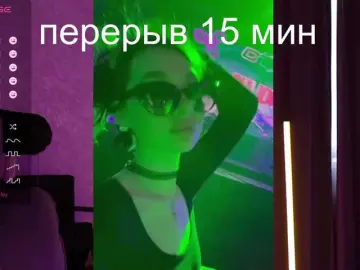 MossiPolli  live sex cam