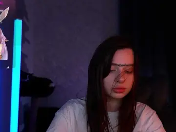 MossiPolli  live sex cam