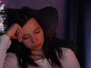 MossiPolli  live sex cam