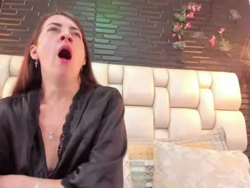 SaloHeaven  live sex cam