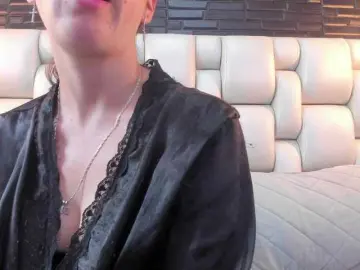 SaloHeaven  live sex cam