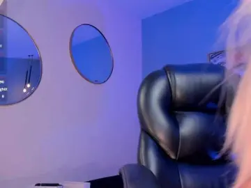 SophieBarnett  live sex cam