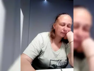 VeneraNorth  live sex cam