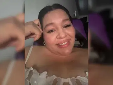 Cocoblwe93  live sex cam