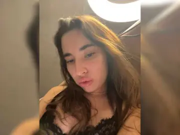 Etokiska  live sex cam