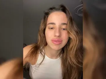 Etokiska  live sex cam