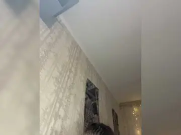 Funny-Banny  live sex cam