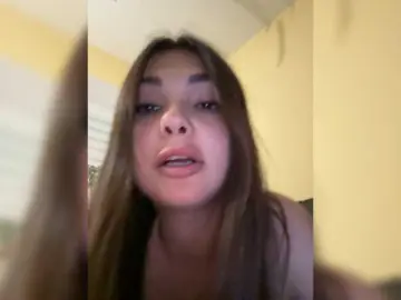 Lisana1  live sex cam