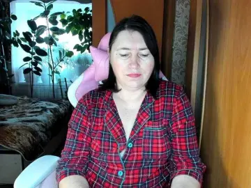 Lola18111  live sex cam