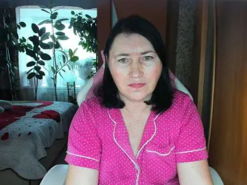 Lola18111  live sex cam