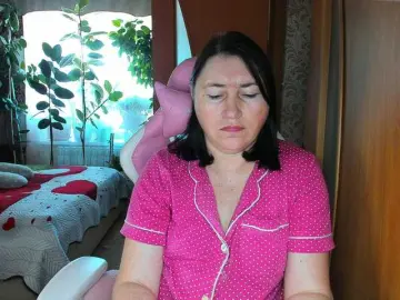 Lola18111  live sex cam