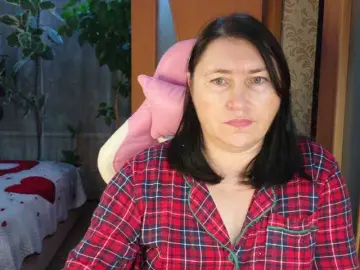 Lola18111  live sex cam