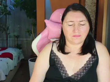 Lola18111  live sex cam