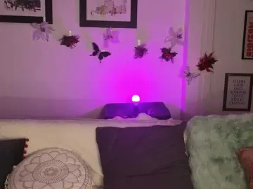 Trusty-dottie  live sex cam