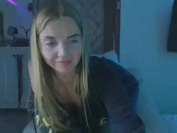 Trusty-dottie  live sex cam