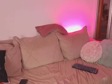 Trusty-dottie  live sex cam