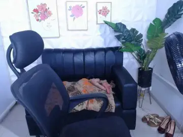 Valentina-mature  live sex cam