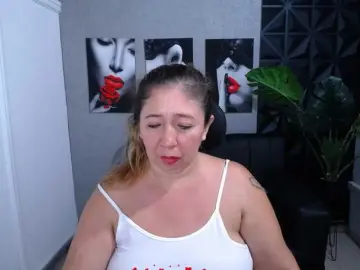 Valentina-mature  live sex cam