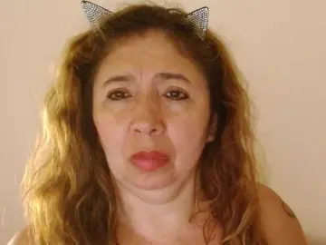 Valentina-mature  live sex cam