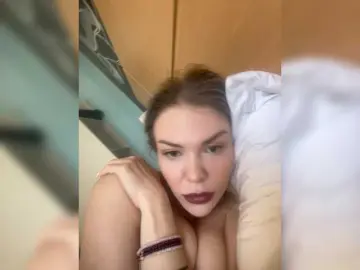 Vinolina  live sex cam