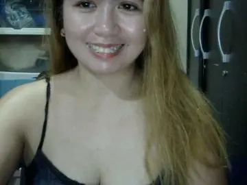 Aubrey11  live sex cam