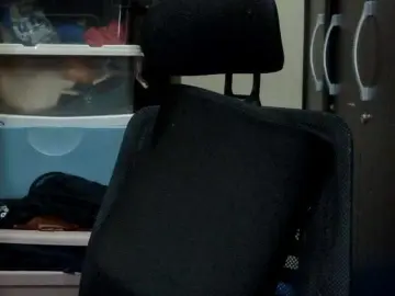 Aubrey11  live sex cam
