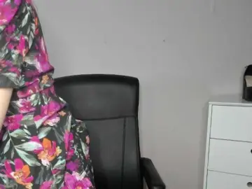 DesirePIA  live sex cam