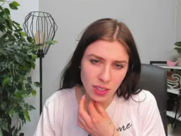 DesirePIA  live sex cam