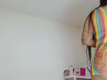 Sashacreamy  live sex cam