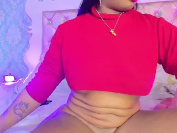 CaseyMoons  live sex cam