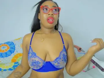 CaseyMoons  live sex cam