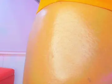 CaseyMoons  live sex cam