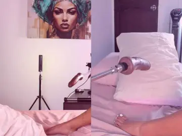 Ebony-Skye  live sex cam