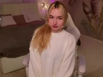 LillyEyess  live sex cam