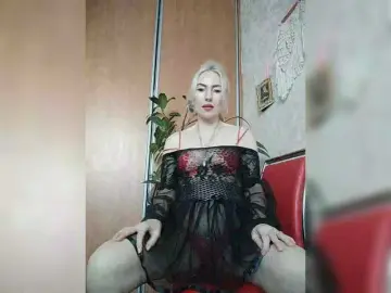 White00Pearl  live sex cam